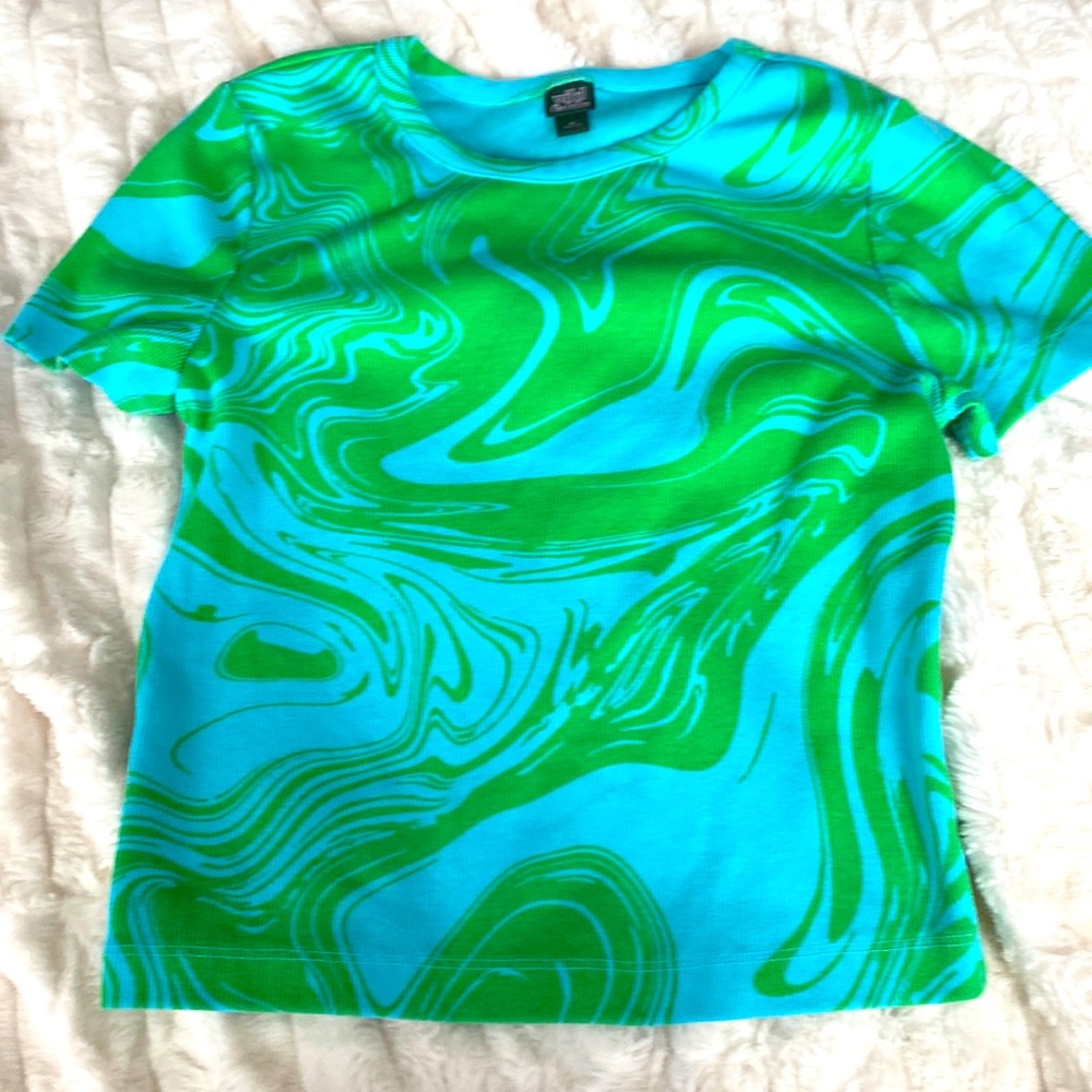 Green and blue t shirt